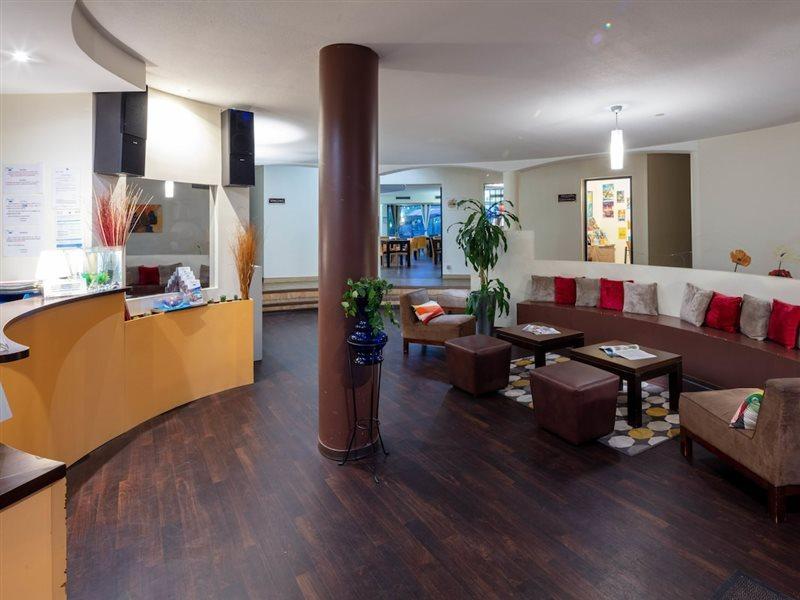 Noemys Toulon La Valette - Hotel Restaurant Avec Piscine Luaran gambar