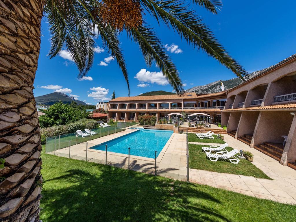 Noemys Toulon La Valette - Hotel Restaurant Avec Piscine Luaran gambar
