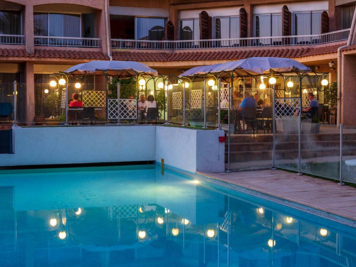 Noemys Toulon La Valette - Hotel Restaurant Avec Piscine Luaran gambar